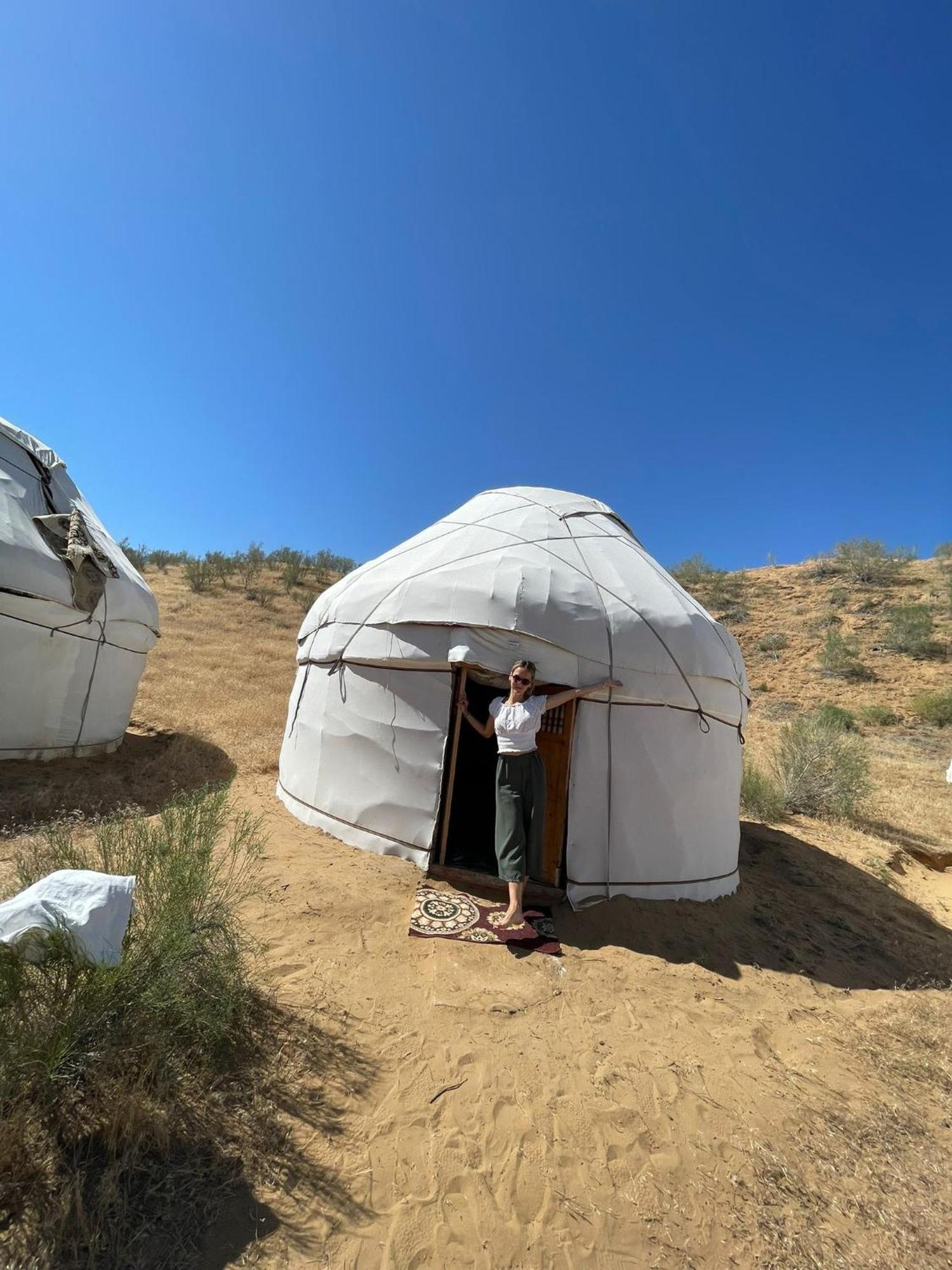 Nurota Kyzylkum Nights Camp & Family Yurt酒店 外观 照片